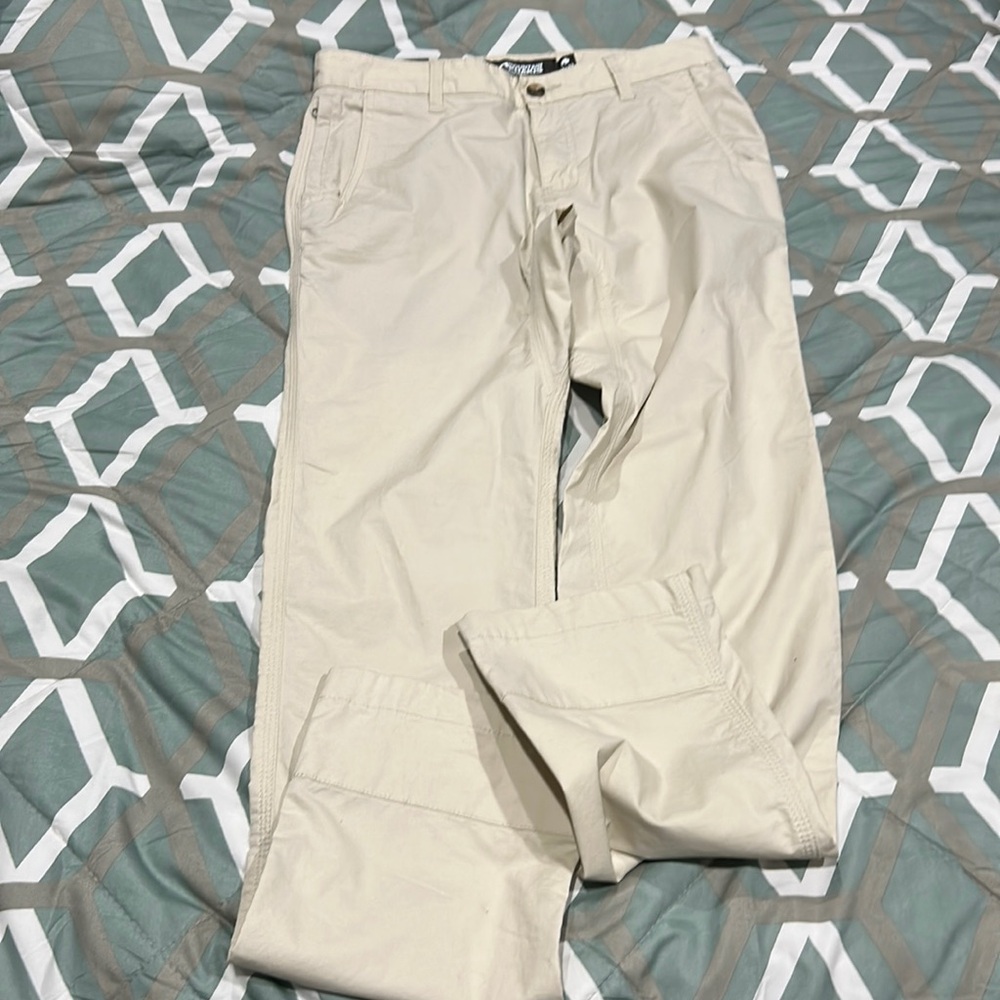 Modern Khakis Modern Fit